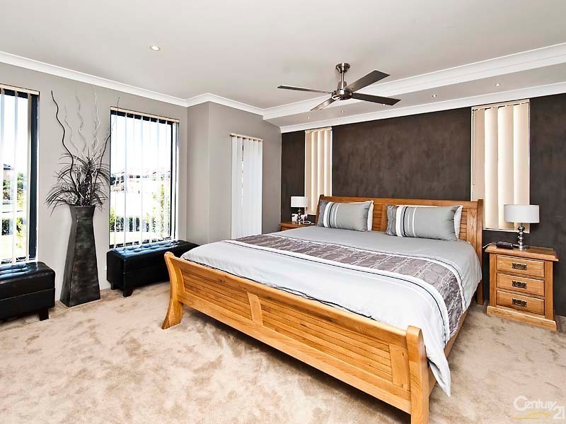 73 Tandara Fairway, Tapping WA 6065