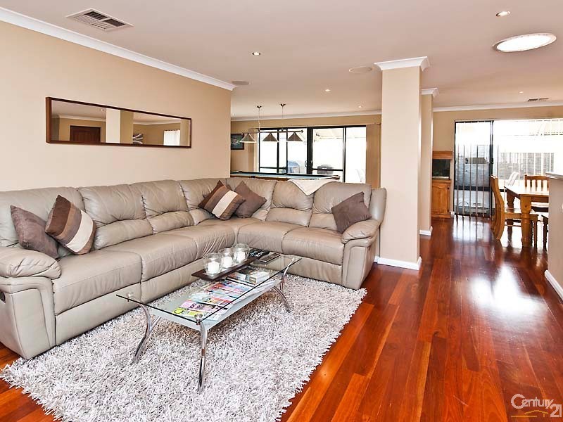 73 Tandara Fairway, Tapping WA 6065