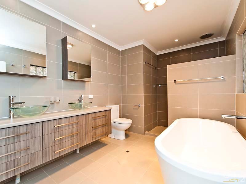 5 Resonator Lane, Bullsbrook WA 6084