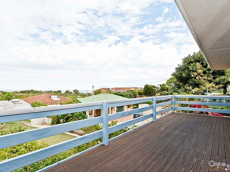 14 Dennis Street, Quinns Rocks WA 6030