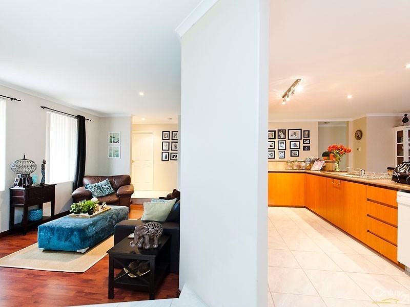 20 Negresco Turn, Currambine WA 6028