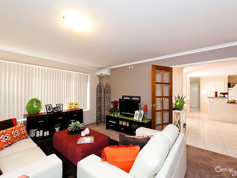 20 Negresco Turn, Currambine WA 6028