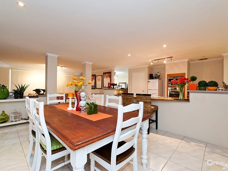 20 Negresco Turn, Currambine WA 6028