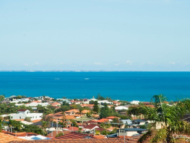 6 Dowel Court, Ocean Reef WA 6027