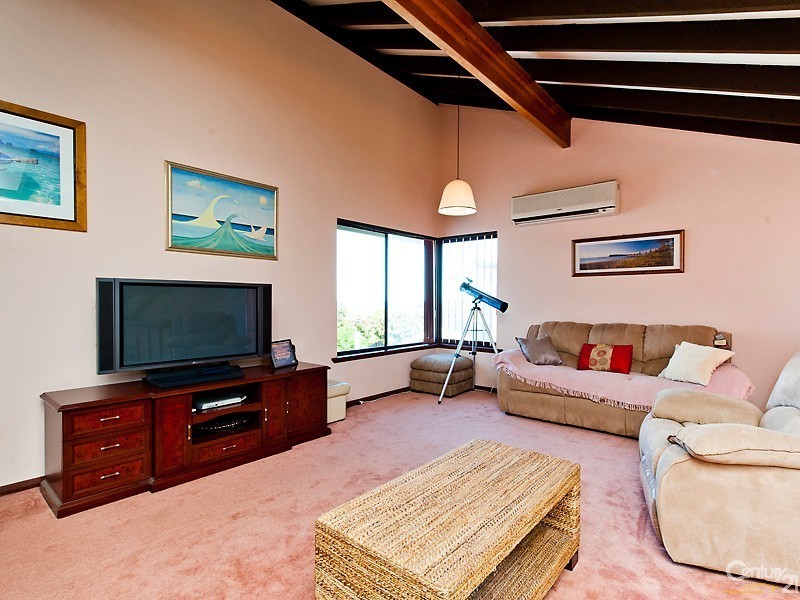 6 Dowel Court, Ocean Reef WA 6027