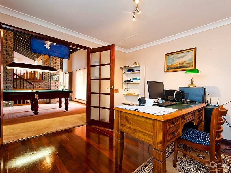 6 Dowel Court, Ocean Reef WA 6027