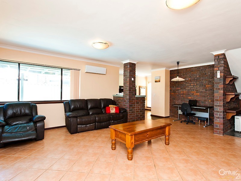 6 Dowel Court, Ocean Reef WA 6027