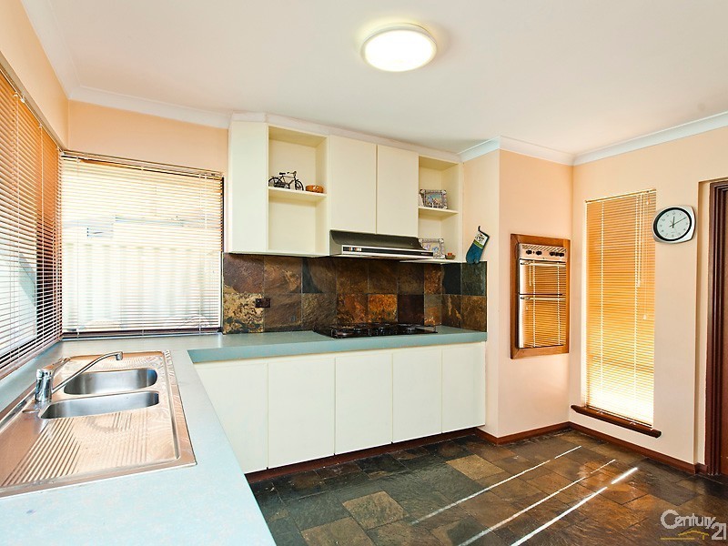 6 Dowel Court, Ocean Reef WA 6027