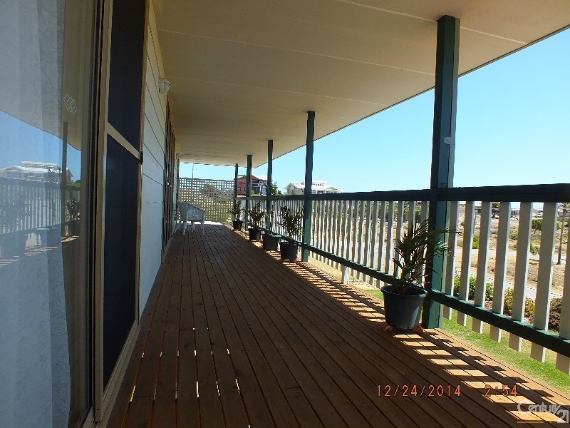 3 Jones Promenade, Seabird WA 6042