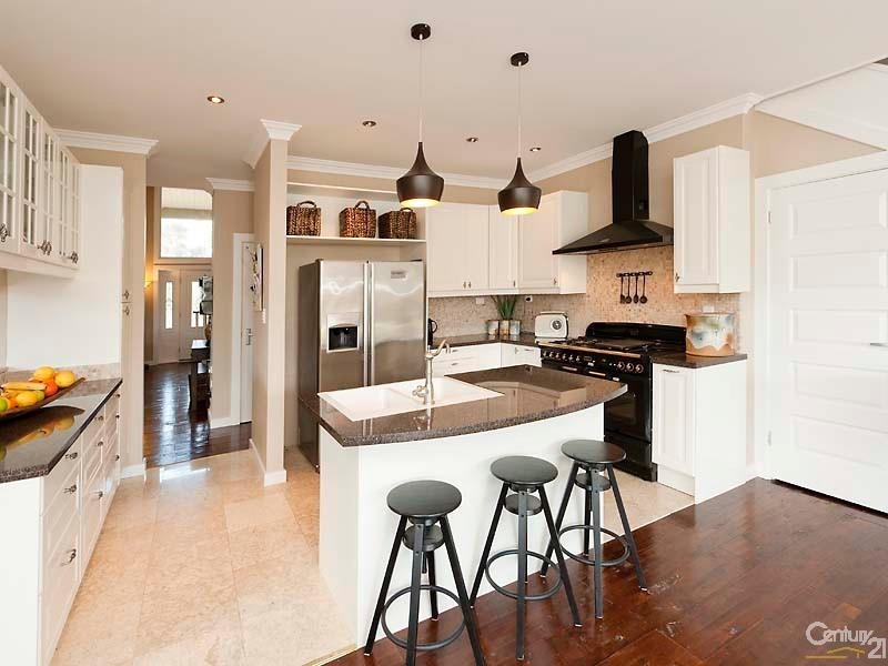 28 Portmarnock Drive, The Vines WA 6069