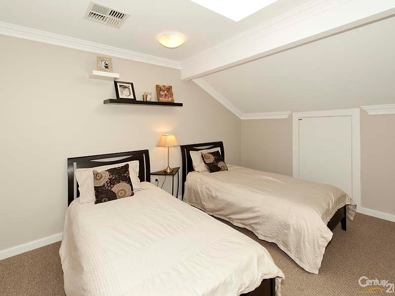 28 Portmarnock Drive, The Vines WA 6069