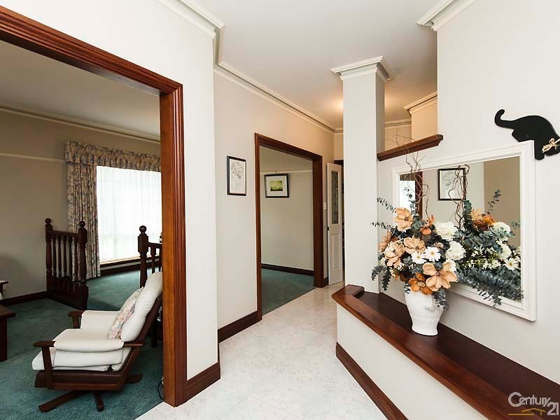 8 Claire Cove, Joondalup WA 6027