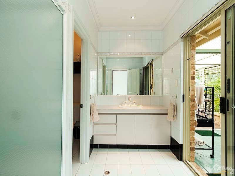 8 Claire Cove, Joondalup WA 6027