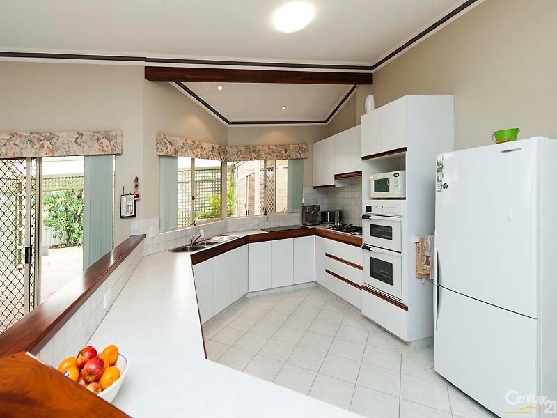 8 Claire Cove, Joondalup WA 6027