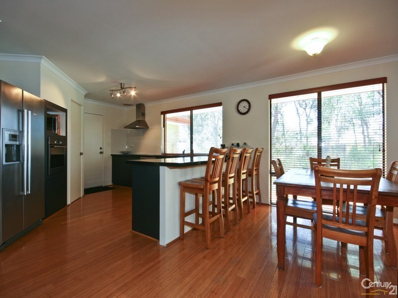 69 Barbera Lane, The Vines WA 6069