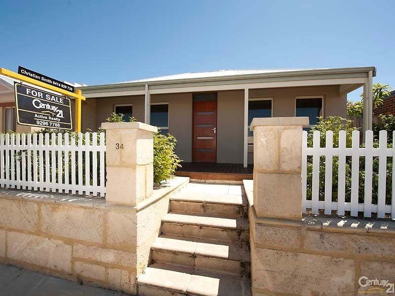 34 Simmonds Pass, Ellenbrook WA 6069