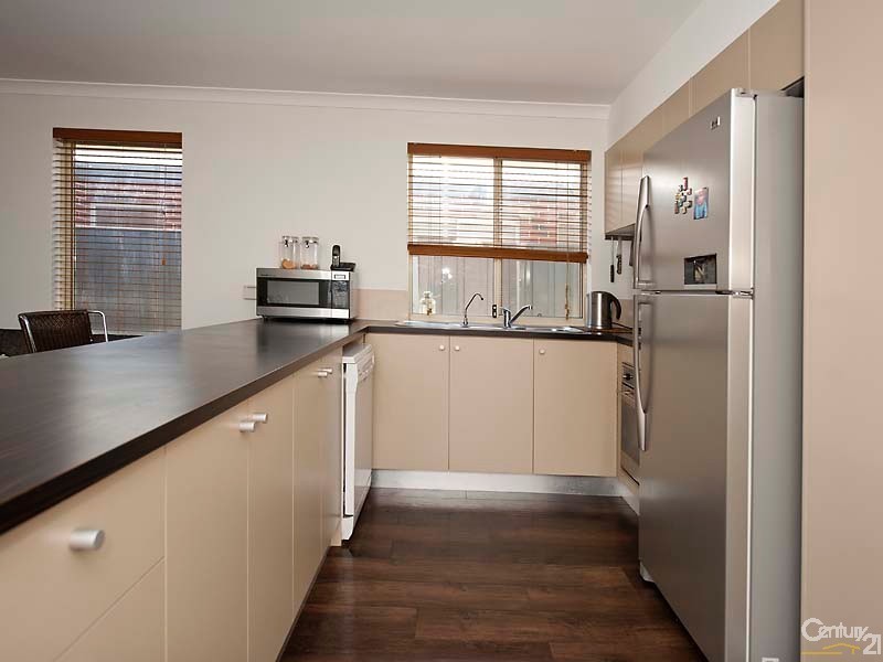 34 Simmonds Pass, Ellenbrook WA 6069