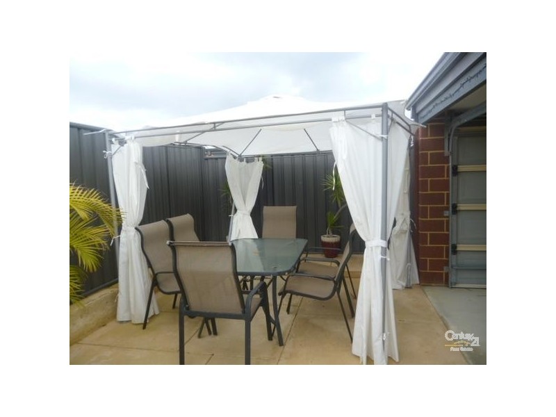 39 Splendens Av, Banksia Grove WA 6031