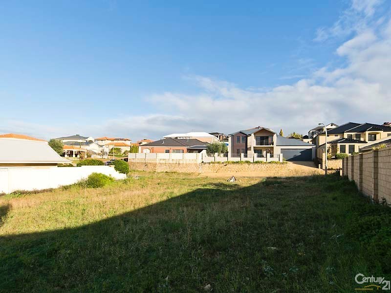 18 Sottogrande View, Connolly WA 6027