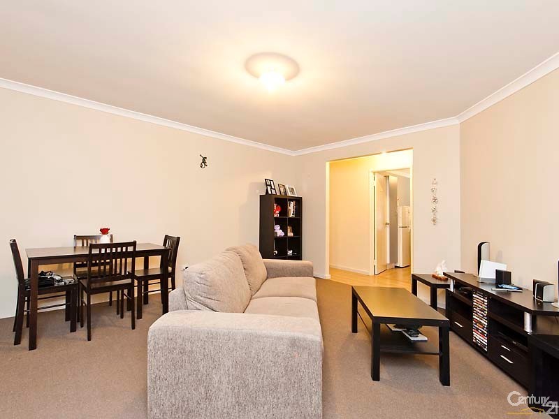 39 Abbey Green Rd, Banksia Grove WA 6031