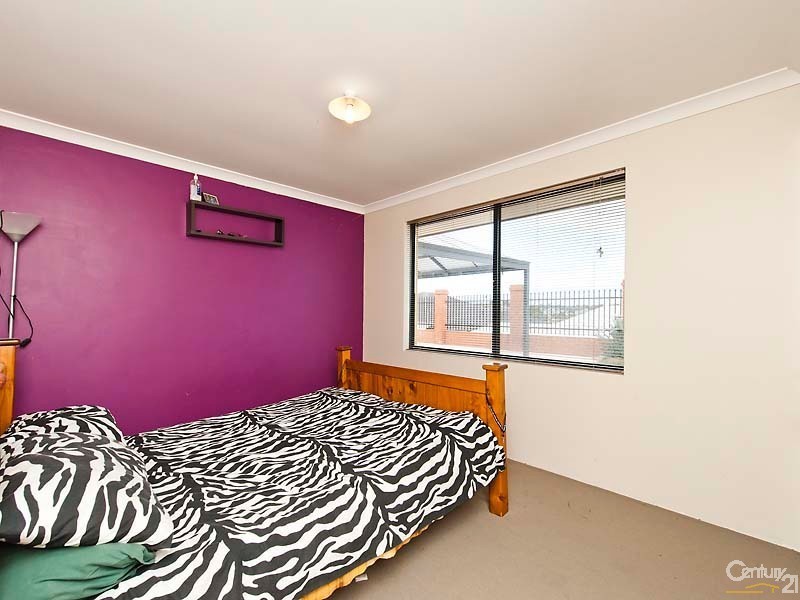 39 Abbey Green Rd, Banksia Grove WA 6031