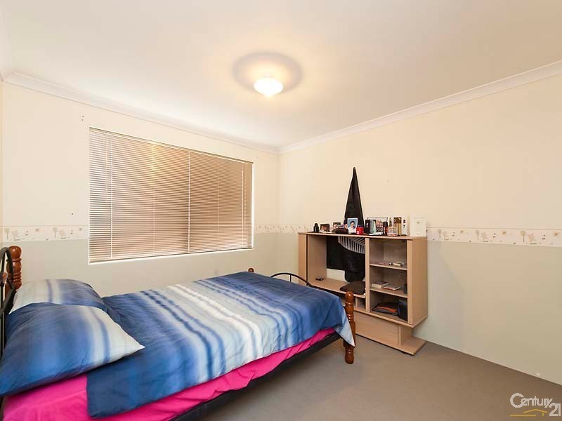 39 Abbey Green Rd, Banksia Grove WA 6031