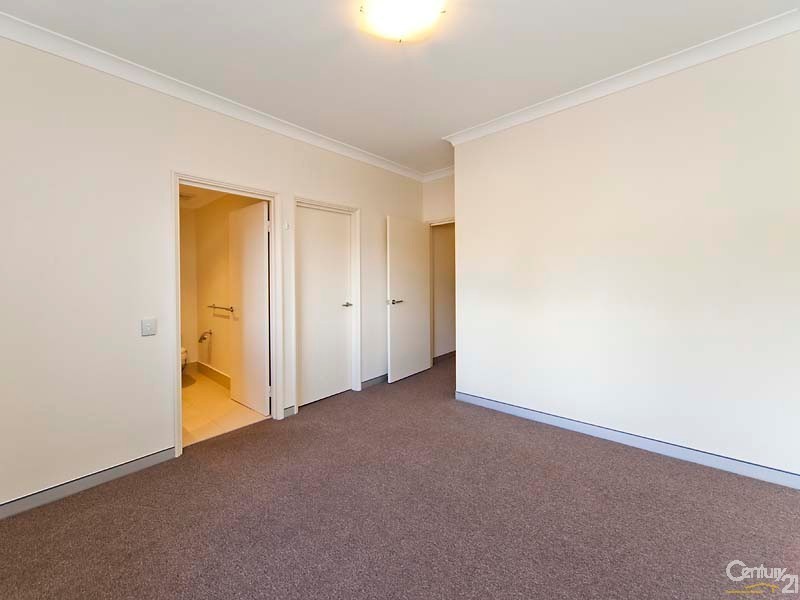49/6 Walsh Loop, Joondalup WA 6027