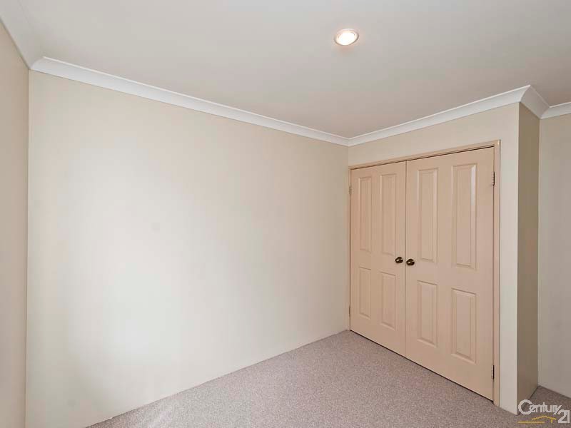 1 Oslo Street, Hocking WA 6065