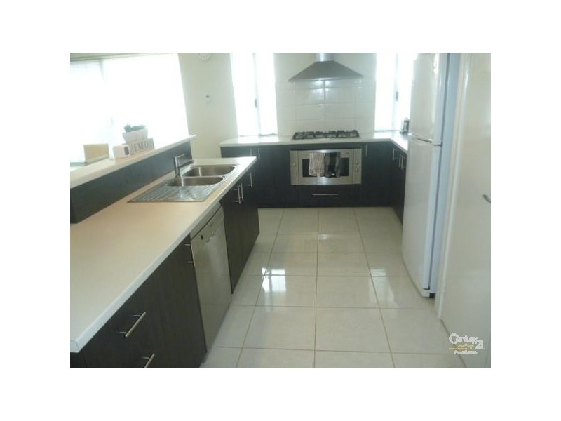 6 Bahama Way, Banksia Grove WA 6031