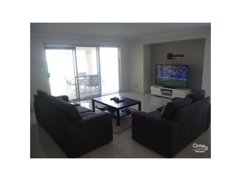 6 Bahama Way, Banksia Grove WA 6031