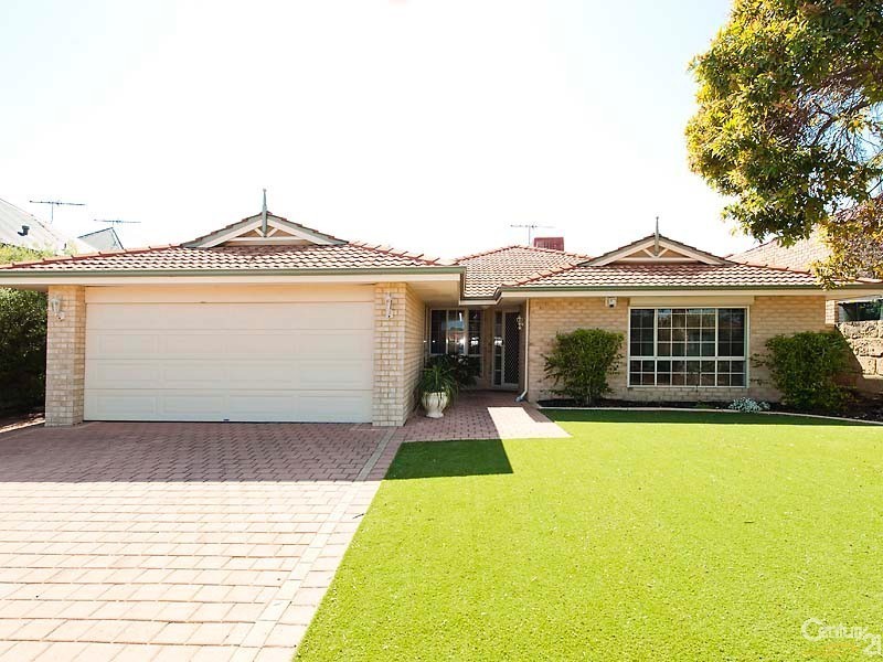 22 Brunel Court, Currambine WA 6028