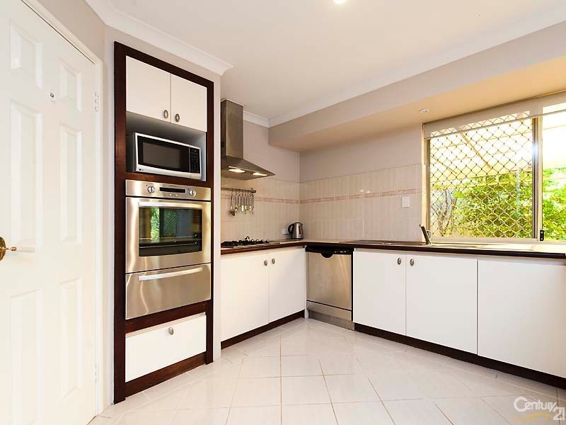 22 Brunel Court, Currambine WA 6028