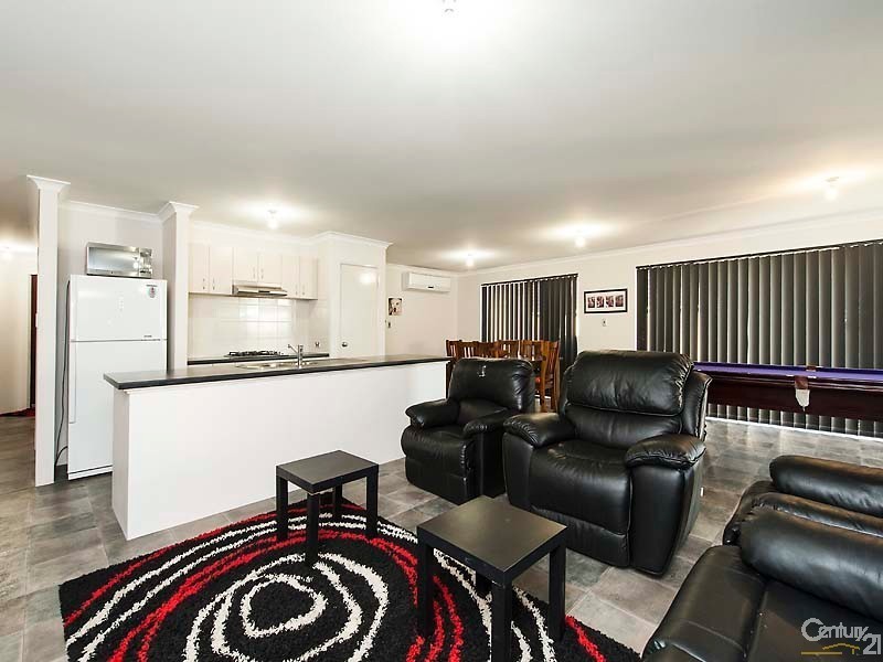 5 Cyandra Loop, Banksia Grove WA 6031