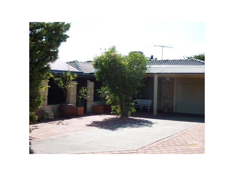 8 Pageant Loop, Heathridge WA 6027