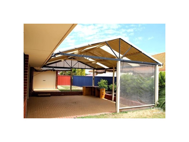 4 Tocal Court, Tapping WA 6065