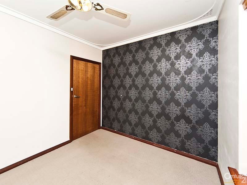 36 Cimbrook Way, Duncraig WA 6023