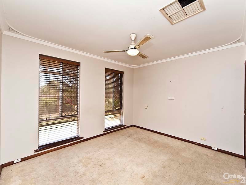 36 Cimbrook Way, Duncraig WA 6023