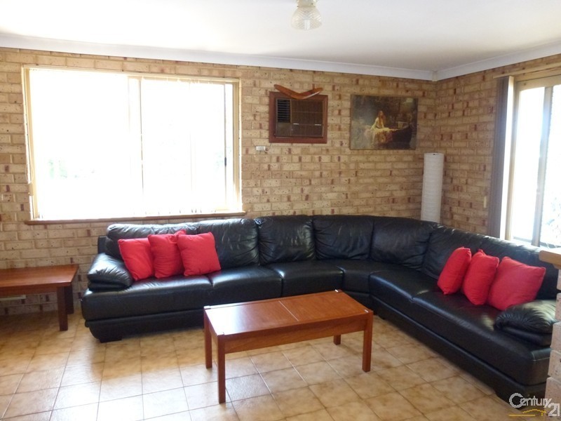 6 Cumberland Way, Beldon WA 6027