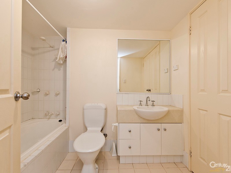 4/174 Lakeside Drive, Joondalup WA 6027