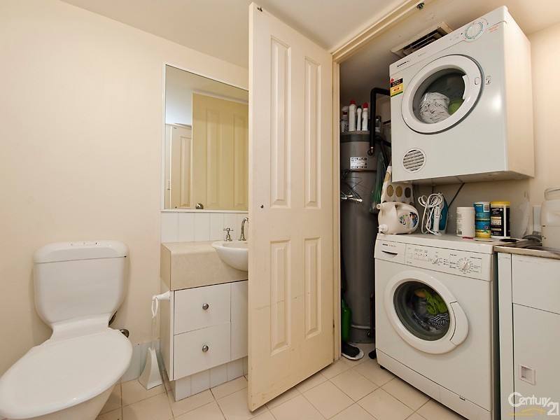 4/174 Lakeside Drive, Joondalup WA 6027