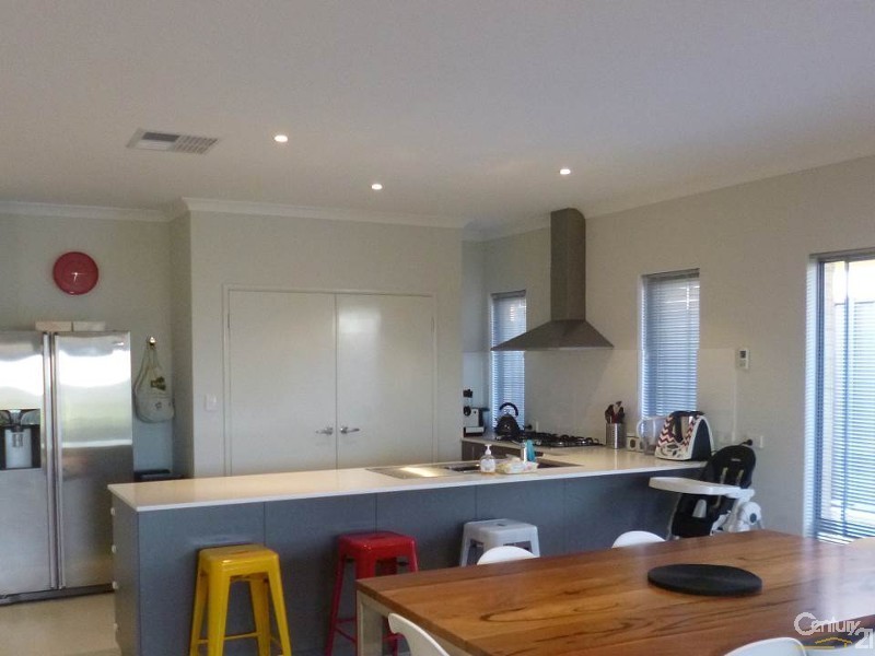 29 Fishbone Turn, Banksia Grove WA 6031