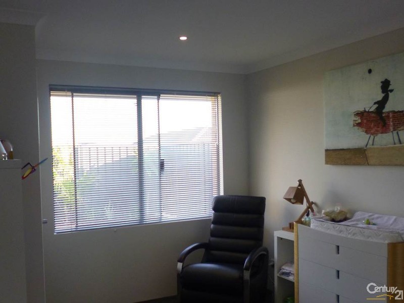 29 Fishbone Turn, Banksia Grove WA 6031