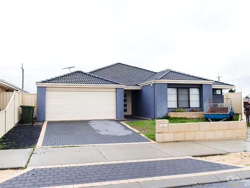 67  Hardcastle Ave, Landsdale WA 6065