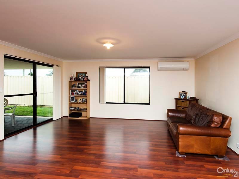 67  Hardcastle Ave, Landsdale WA 6065