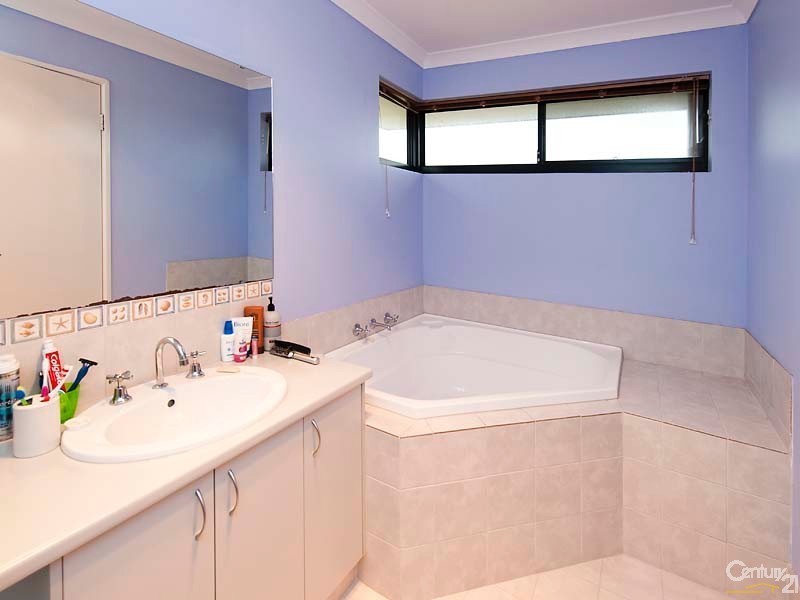 67  Hardcastle Ave, Landsdale WA 6065