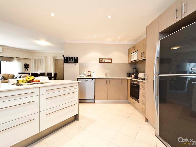 4/2 Molloy Promenade, Joondalup WA 6027