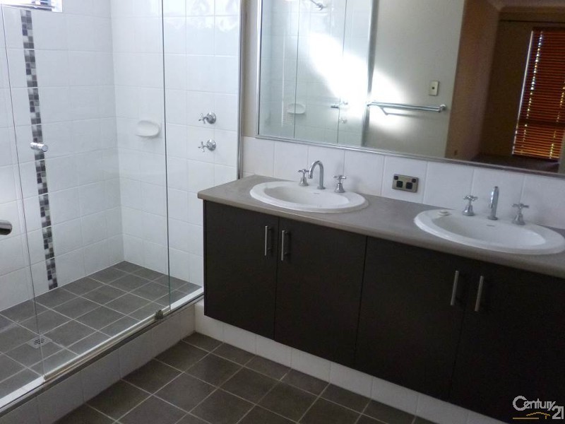 139 Ashley Road, Tapping WA 6065