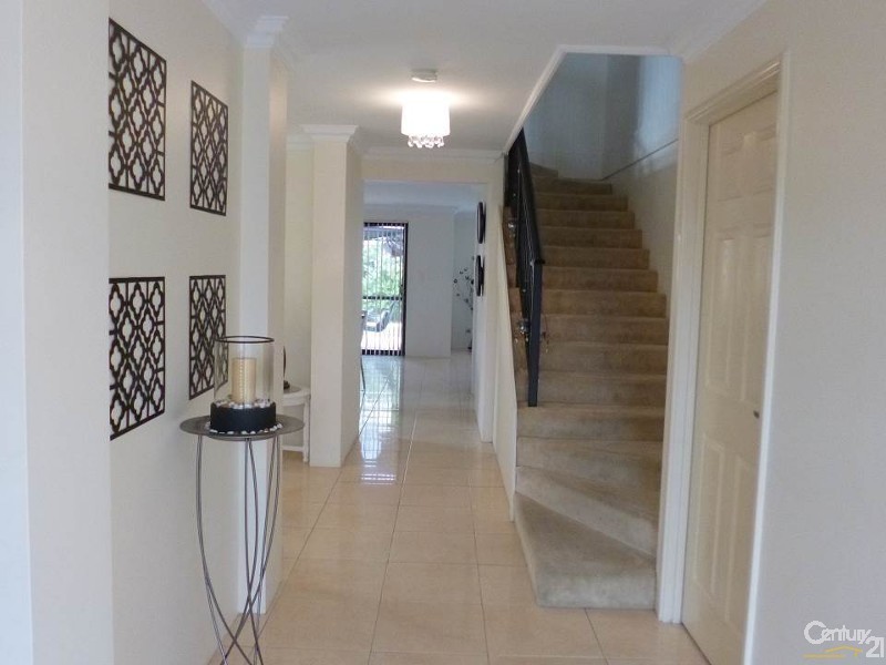 8 Bantry Bend, Mindarie WA 6030