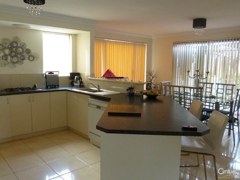 8 Bantry Bend, Mindarie WA 6030