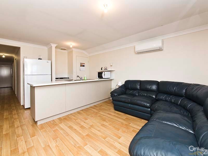 15 Bentham Turn, Banksia Grove WA 6031